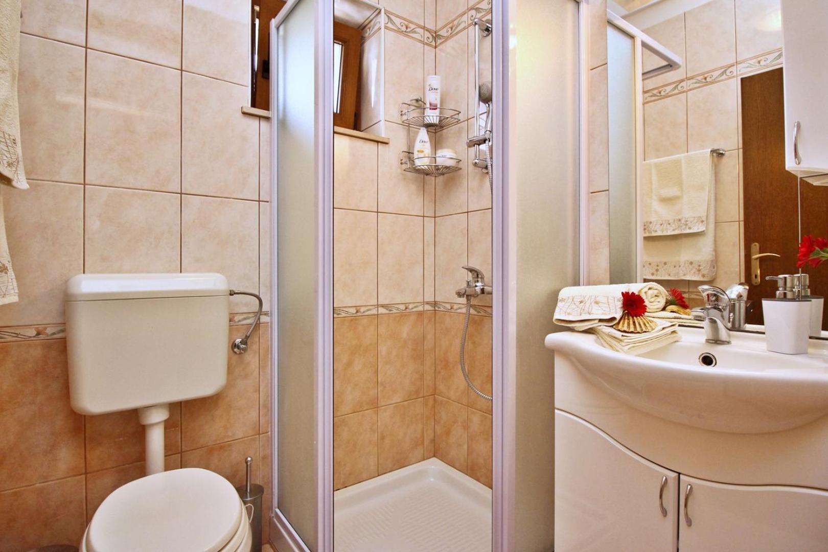 Apartments Ivanka C. Соліне Екстер'єр фото