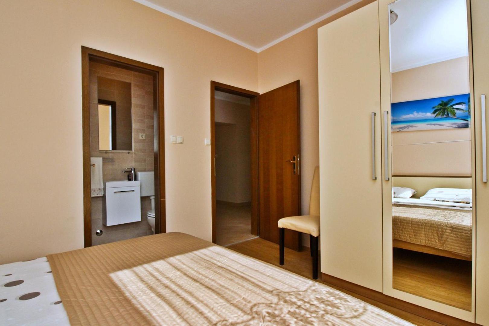 Apartments Ivanka C. Соліне Екстер'єр фото