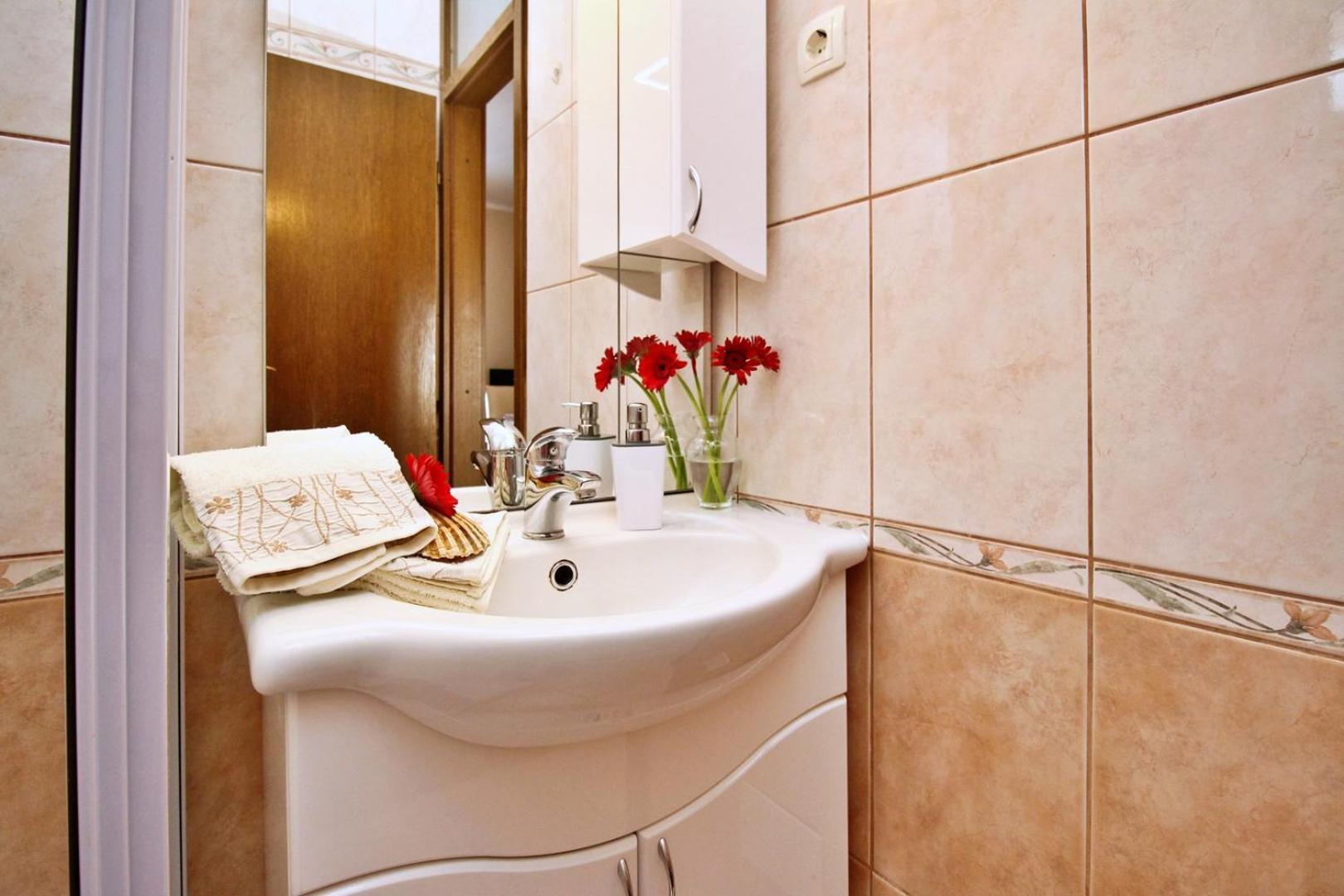 Apartments Ivanka C. Соліне Екстер'єр фото
